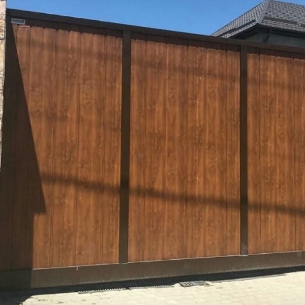 Откатные въездные ворота Алютех Prestige